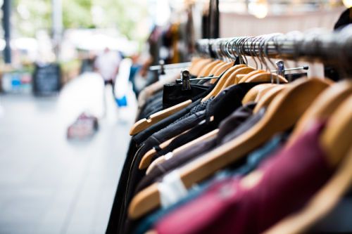 5 Tips for a Successful Moving Sale